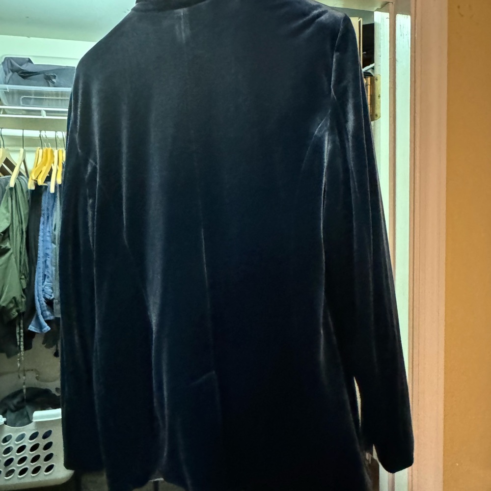 Blue velvet blazer